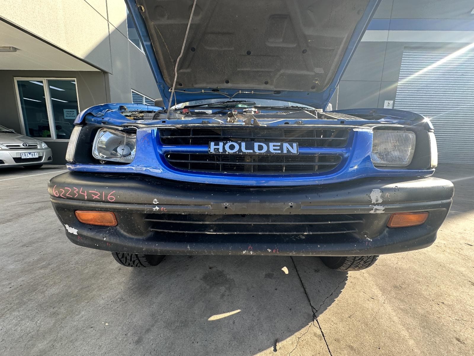 HOLDEN RODEO TF 06/1998-02/2003 FRONT BUMPER BAR BLACK DROP TOP