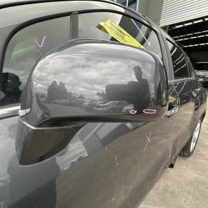 HOLDEN TRAX TJ SERIES 08/2013-08/2016 LEFT DOOR MIRRORP/N 95243530 95143476