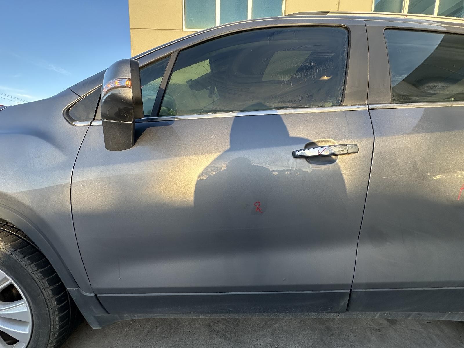 HOLDEN TRAX TJ SERIES 08/2013-12/2020 LEFT FRONT DOOR WINDOW