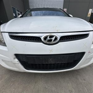 HYUNDAI I30 FD 09/2007-04/2012 RADIATOR GRILLE WITH BONNET CATCH COVER