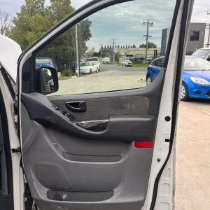 HYUNDAI ILOAD/IMAX 2007-2021 DOOR TRIM RH FRONT, CLOTH, TQ, 11/07-03/21
