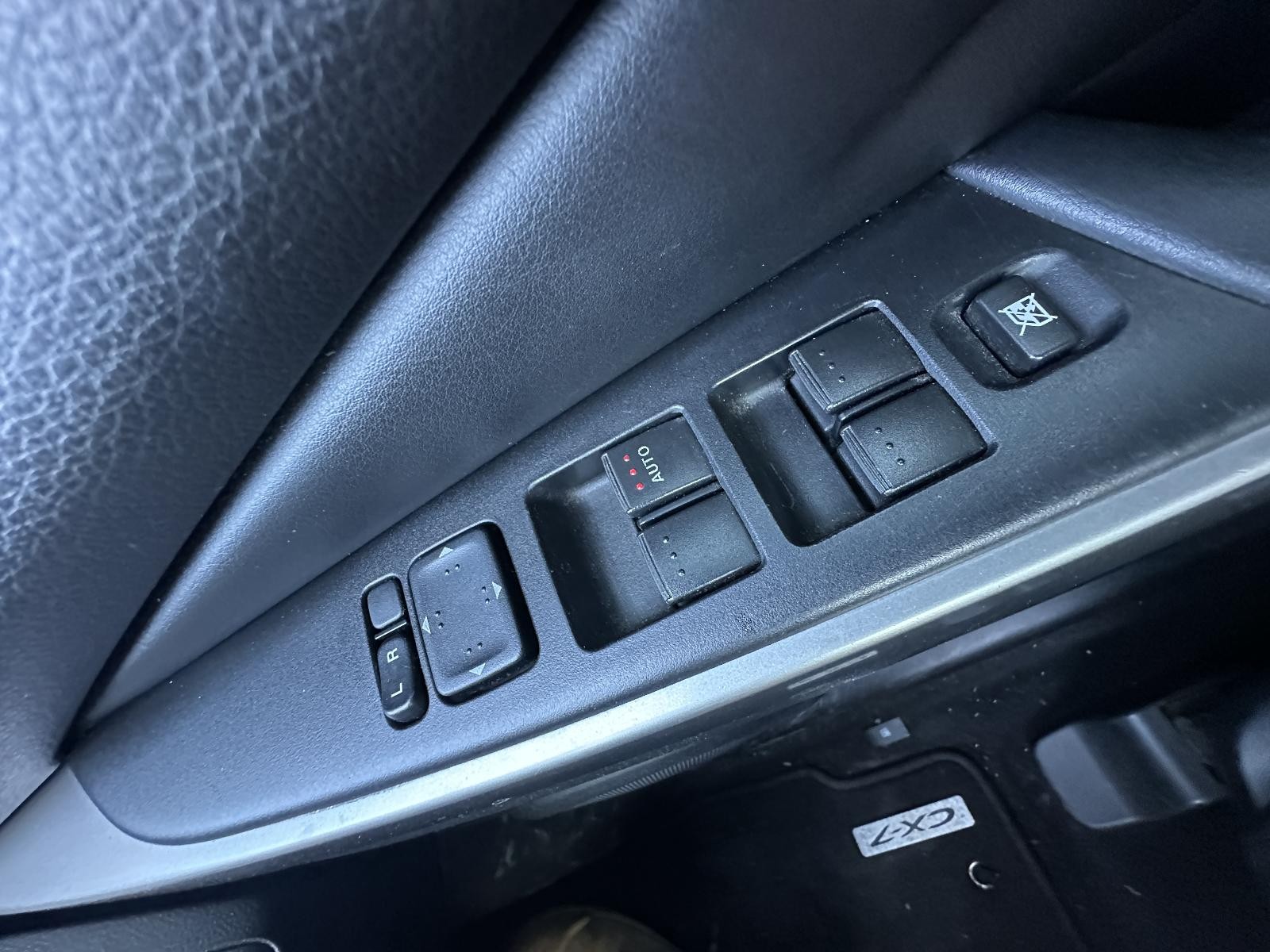 MAZDA CX7 ER 06/2009-02/2012 RIGHT FRONT MASTER SWITCH BLACK P/N EG5166350