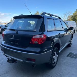 MITSUBISHI OUTLANDER ZE-ZF 12/2002-09/2006 RIGHT REAR SIDE GLASS