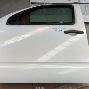 NISSAN NAVARA LEFT FRONT DOOR D40 (VIN MNT), DUAL/KING CAB, 03/08-08/15 08 09 10