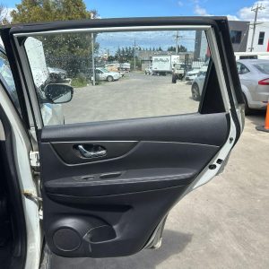 NISSAN XTRAIL T32 02/2014-07/2022 RIGHT REAR DOOR TRIM BLACK LEATHER