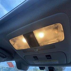 SUBARU FORESTER SJ 12/2012-08/2018 FRONT COURTESY LIGHT