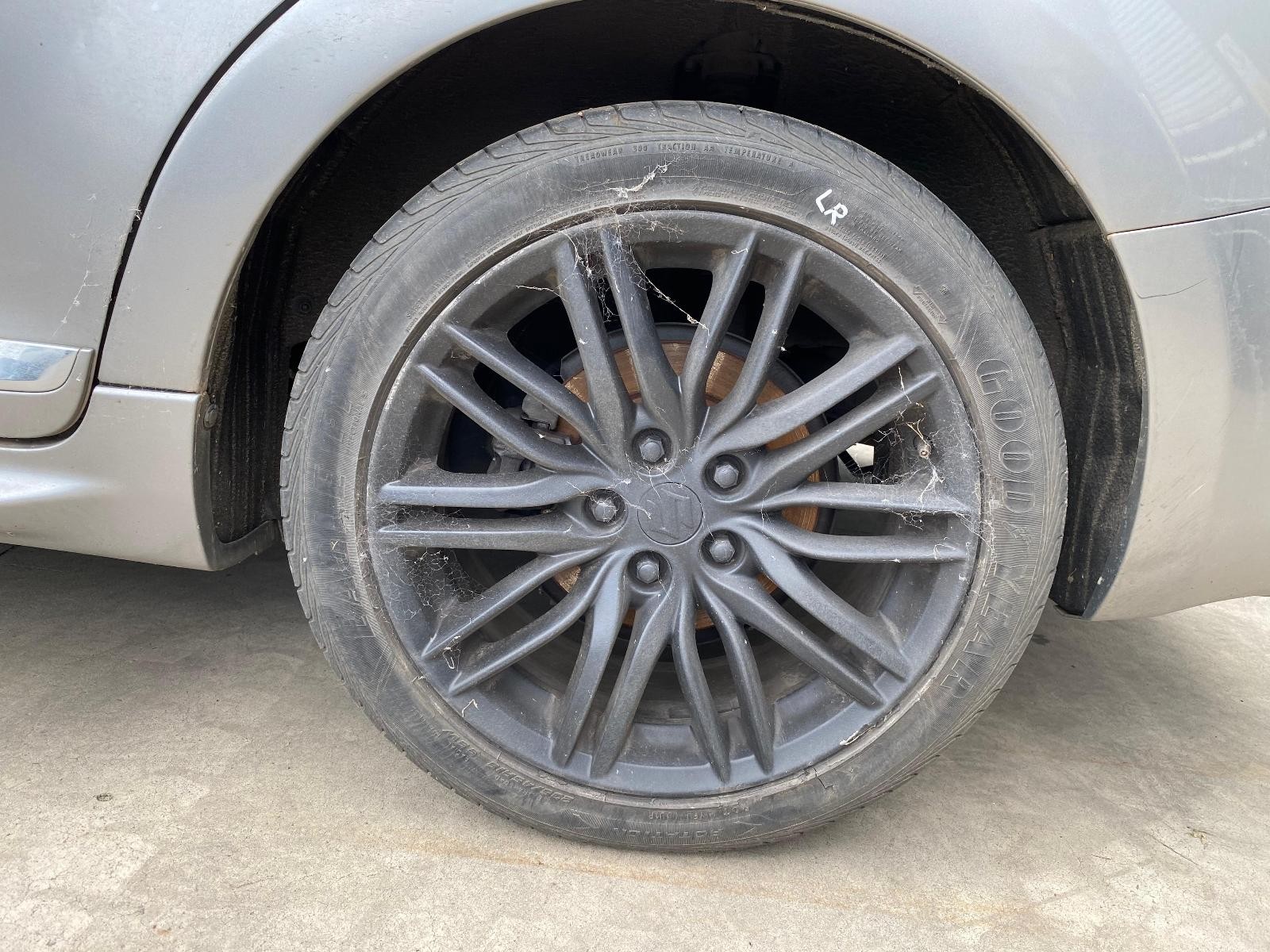 SUZUKI KIZASHI FR 12/2009-01/2017 LEFT REAR WHEEL ALLOY FACTORY 18X8IN SPORT
