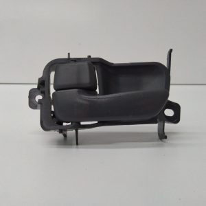 TOYOTA AVALON MCX10R 07/2000-09/2003 LEFT FRONT INNER DOOR HANDLE GREY