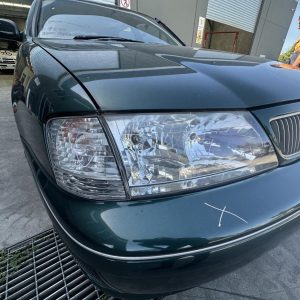 TOYOTA AVALON MCX10R 07/2000-09/2003 RIGHT HEADLAMP HELLA LENS 07-29 81110YF010
