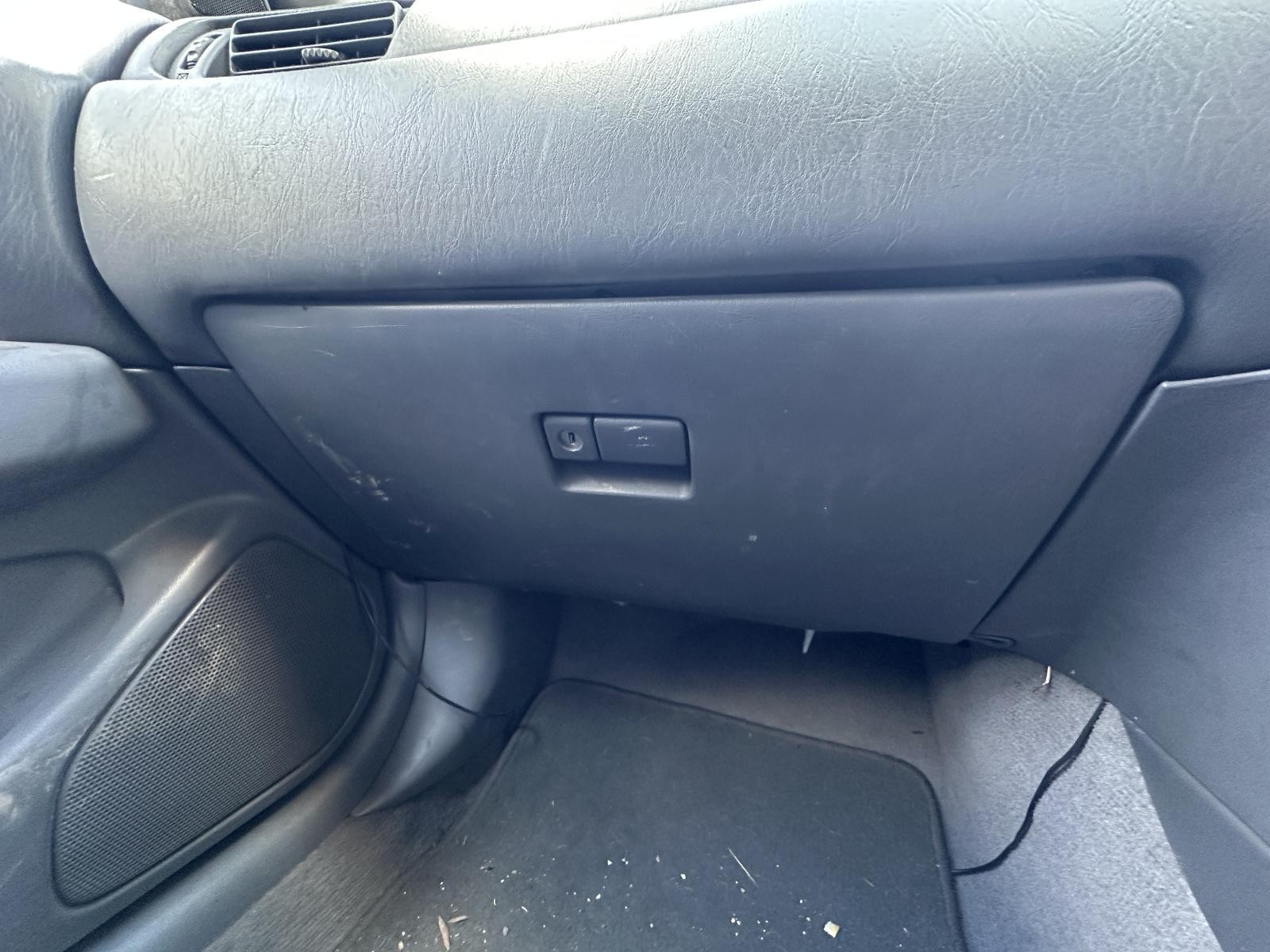 TOYOTA CAMRY SK20 08/1997-08/2002 GLOVE BOX