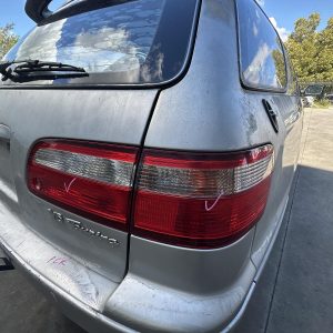 TOYOTA CAMRY SK20 08/1997-08/2002 RIGHT SIDE REAR GARNISH TAILGATE LAMP