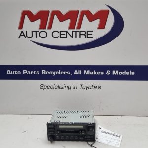 TOYOTA COROLLA STEREO/HEAD UNIT 6 DISC CD STACKER (P/N ON FACE 32811), ZZE122, 1