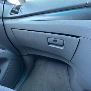 TOYOTA TARAGO ACR50R/GSR50R 03/2006-06/2020 LOWER GLOVE BOX