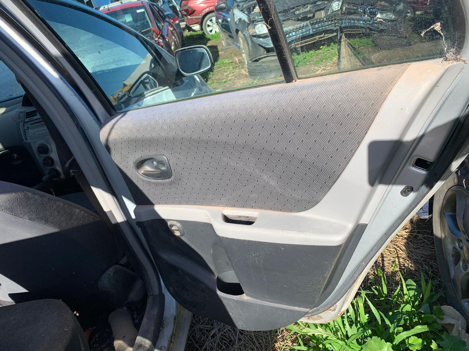 TOYOTA YARIS 10/2005-12/2019 HATCH POWER WINDOW SWITCH RIGHT HAND REAR, NCP9