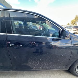 VOLKSWAGEN JETTA 1KM 02/2006-07/2011 RIGHT FRONT DOOR SHELL