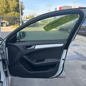 AUDI A4 B8 8K 04/2008-01/2016 RIGHT FRONT INNER DOOR HANDLE