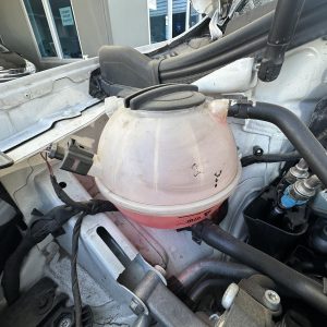 AUDI Q3 8U 11/2014-12/2018 OVERFLOW BOTTLE