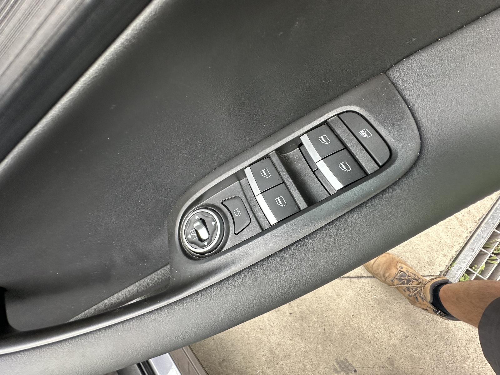 CHERY TIGGO 4 PRO 1ST GEN 06/2024-2026 RIGHT FRONT MASTER SWITCH AUTOMATIC TYPE