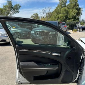 CHRYSLER 300C LX2 12/2011-12/2021 LEFT FRONT DOOR TRIM LEATHER BLACK