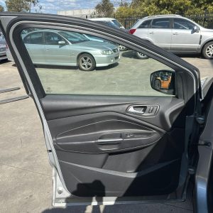 FORD KUGA TF 11/2012-09/2016 LEFT FRONT DOOR TRIM CLOTH