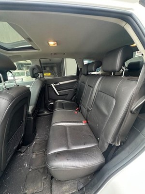 HOLDEN CAPTIVA CG 01/2011-06/2018 RIGHT REAR DOOR WINDOW PRIVACY - Image 10