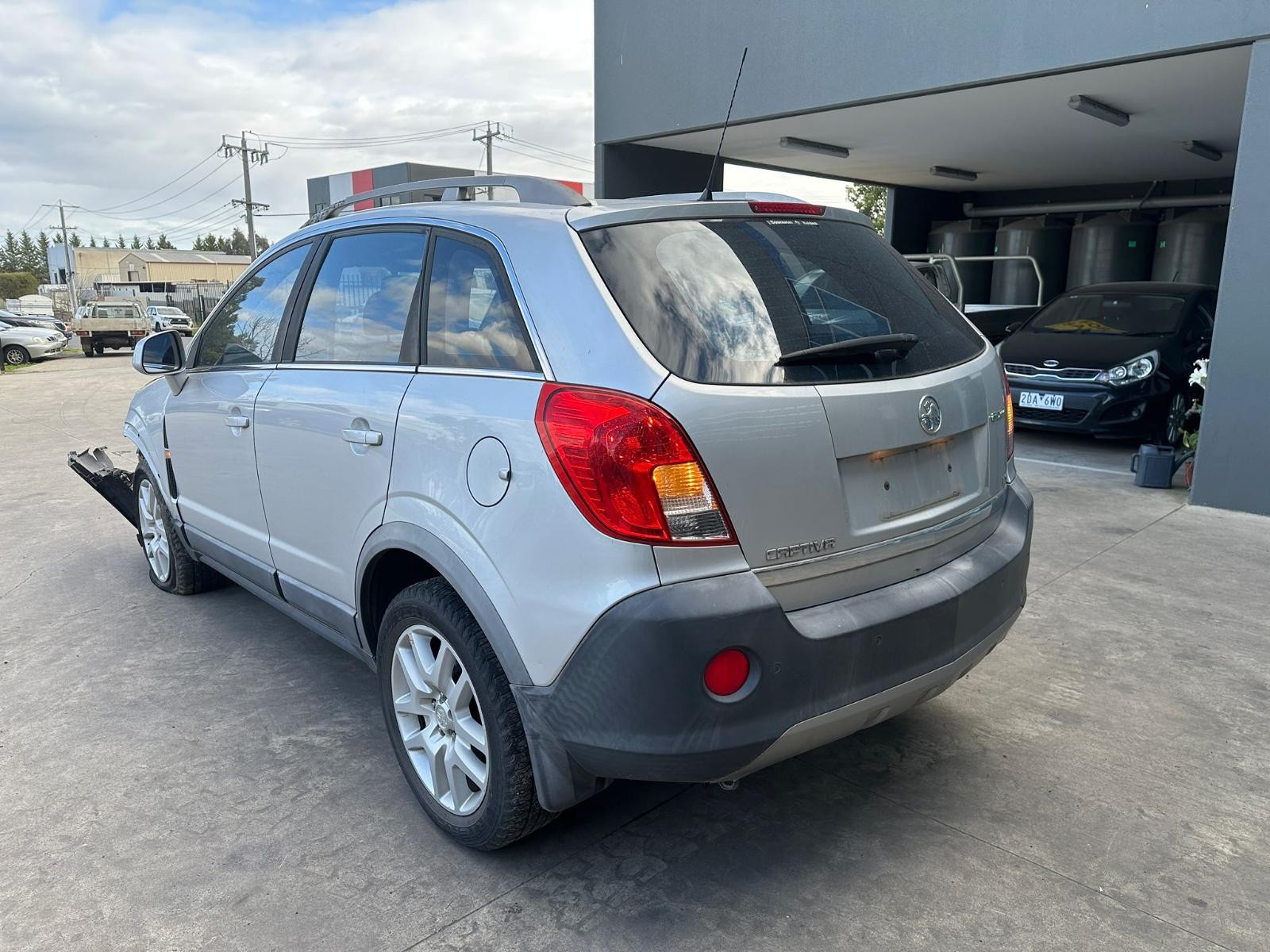 HOLDEN CAPTIVA CG 01/2011-06/2018 RIGHT REAR WHEEL ARCH FLARE ON GUARD - Image 4