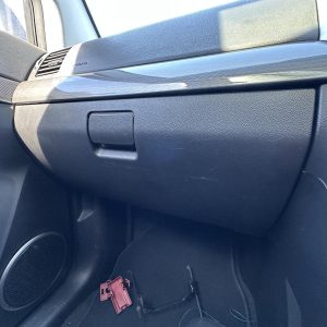 HOLDEN CAPTIVA CG 09/2006-02/2011 LOWER GLOVE BOX