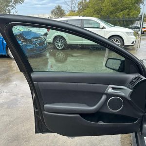 HOLDEN COMMODORE VE S2 09/2010-05/2013 LEFT FRONT DOOR TRIM SV6/SS ONYX SEDAN