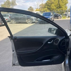 HOLDEN COMMODORE VY1-VZ 10/2002-09/2007 LEFT FRONT DOOR TRIM LEATHER