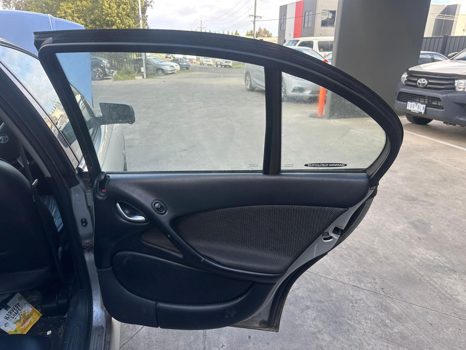 HOLDEN COMMODORE VY1-VZ 10/2002-09/2007 RIGHT REAR DOOR TRIM LEATHER