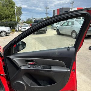 HOLDEN CRUZE JG 03/2009-02/2011 RIGHT FRONT DOOR TRIM LEATHER