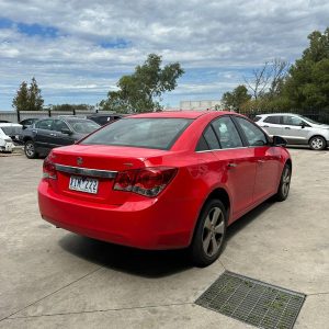HOLDEN CRUZE JG-JH 03/2009-01/2017 CENTRE REAR BOOTLID GARNISH CHROME AUS ONLY