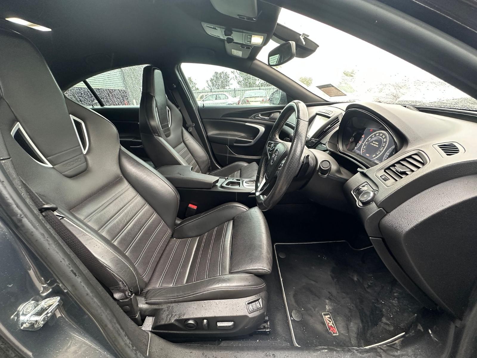 HOLDEN INSIGNIA GA 02/2015-01/2017 COURTESY LIGHT - Image 7
