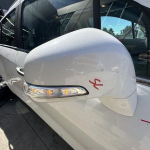 HOLDEN TRAX TJ SERIES 10/2016-12/2020 RIGHT DOOR MIRROR WITH INDICATOR TYPE
