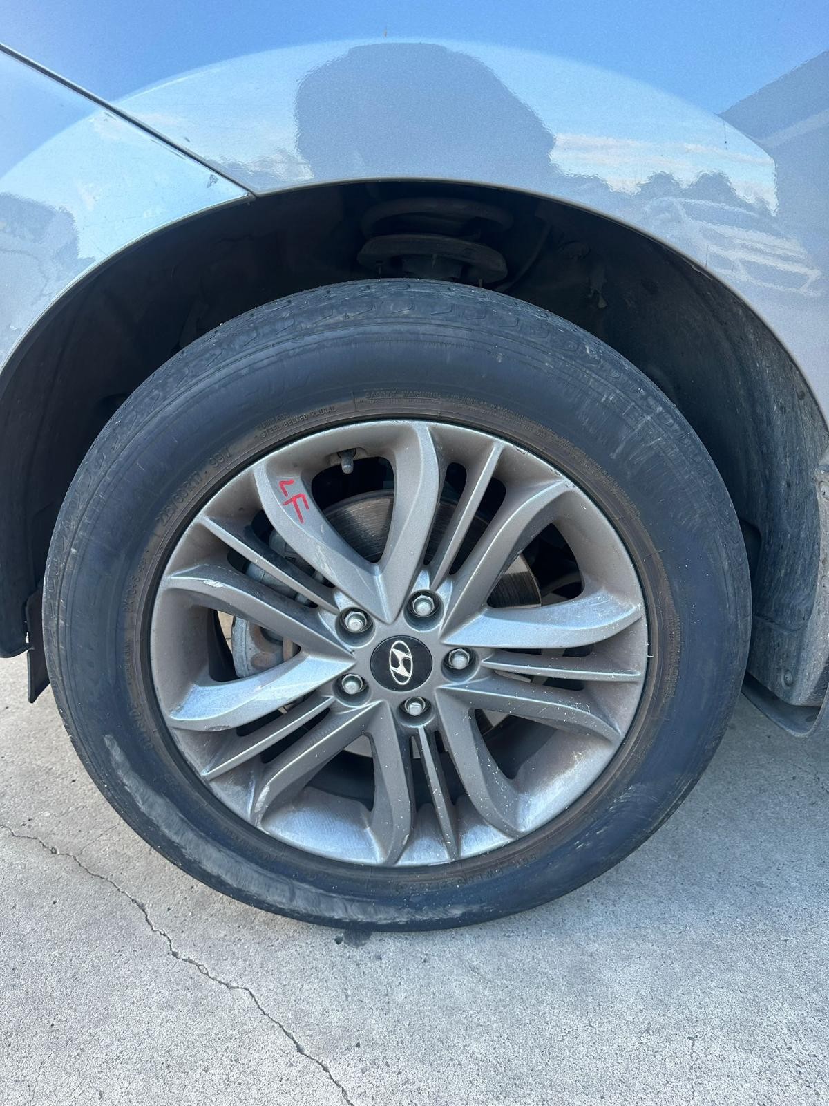 HYUNDAI IX35 LM SERIES 10/2013-01/2016 LEFT FRONT WHEEL ALLOY FACTORY 17X6.5IN