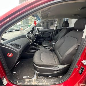 HYUNDAI IX35 LM SERIES 11/2009-01/2016 LEFT FRONT SEAT FULL CLOTH