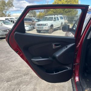 HYUNDAI IX35 LM SERIES 11/2009-01/2016 LEFT REAR DOOR TRIM CLOTH FWD