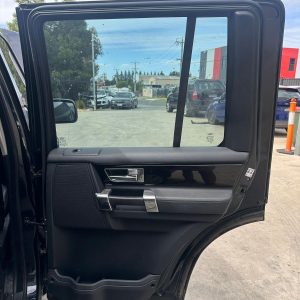 LAND ROVER DISCOVERY L319 10/2009-12/2016 RIGHT REAR DOOR TRIM BLACK
