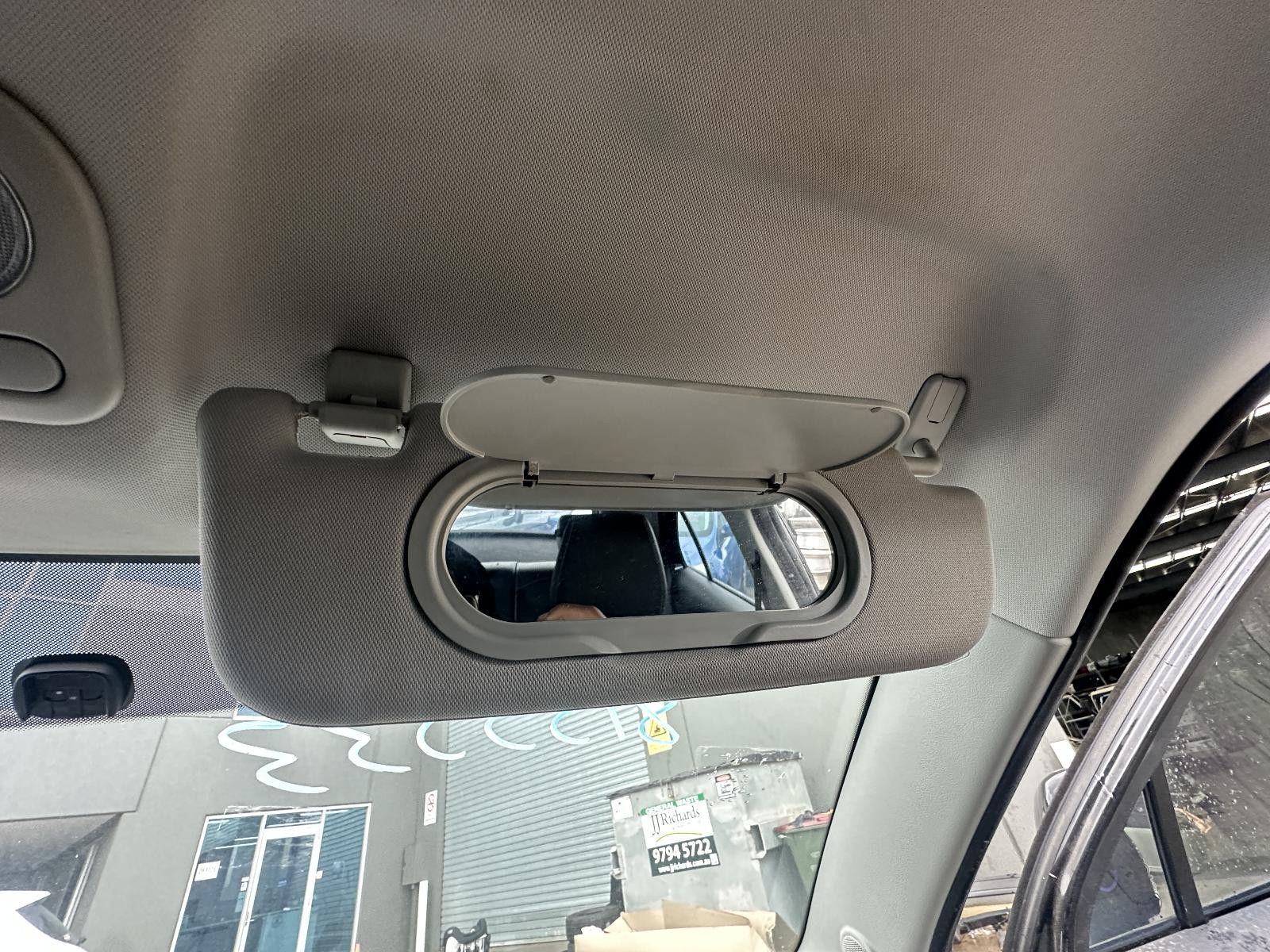 MG MG3 SZP1 07/2016-2024 RIGHT SIDE SUN VISOR - Image 13