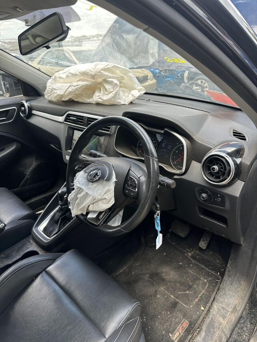 MG ZS AZS1 09/2017-2024 RIGHT REAR OUTER DOOR HANDLE BLACK - Image 4