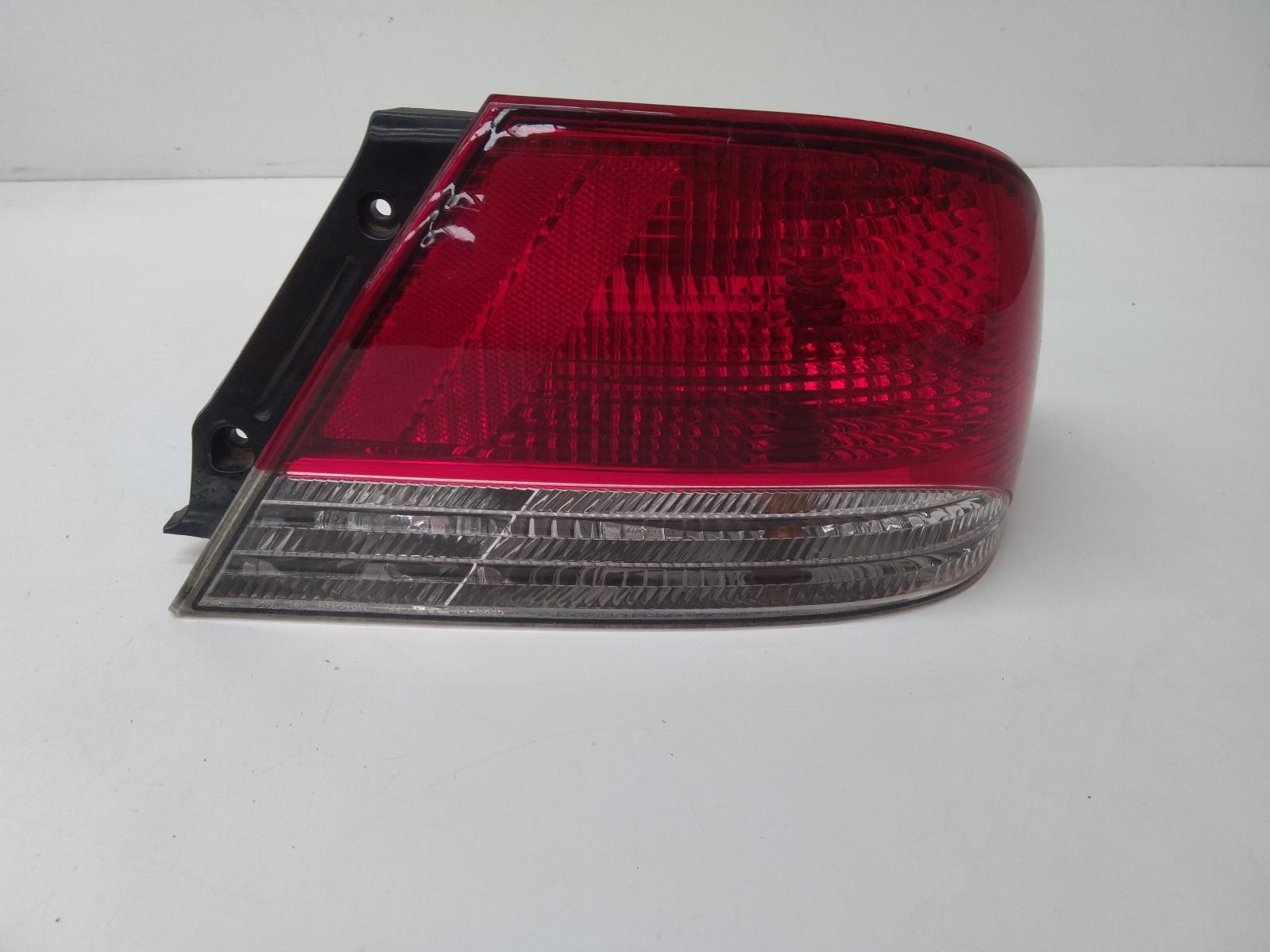 MITSUBISHI LANCER CG/CS 07/2002-08/2003 RIGHT TAILLIGHT LENS P1143 P/N MR981432 - Image 3