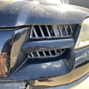 MITSUBISHI OUTLANDER ZE-ZF 12/2002-10/2006 LEFT SIDE RADIATOR GRILLE BLACK