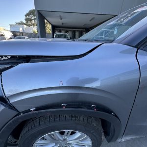 MITSUBISHI OUTLANDER ZM 08/2021-03/2025 LEFT GUARD PLASTIC