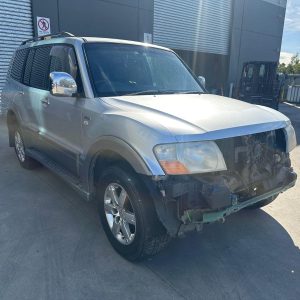 MITSUBISHI PAJERO 2002-2006 SEAT BELT NP, RH REAR 3RD ROW, SEAT BELT ONLY, BLACK