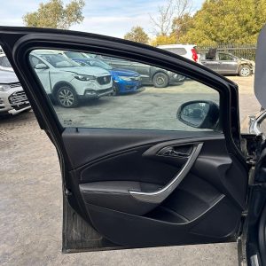 OPEL ASTRA AS 09/2012-08/2013 LEFT FRONT POWER WINDOW SWITCH P/N 13301886