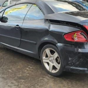 PEUGEOT 307 T6 10/05-12/09 LEFT FRONT DOOR TRIM BLACK LEATHER