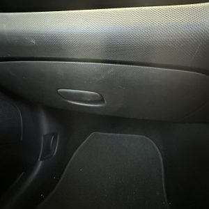RENAULT CLIO X98 09/2013-10/2019 GLOVE BOX