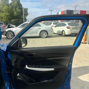 SUZUKI SWIFT AZ 04/2017-11/2023 RIGHT FRONT INNER DOOR HANDLE BLACK TYPE