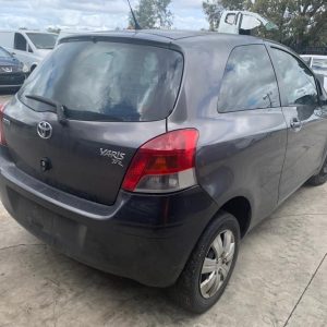 TOYOTA YARIS NCP9 08/08-07/11 REAR BUMPER HATCH PLATE ATTACHED TO BUMPER