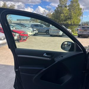 VOLKSWAGEN TIGUAN 5N 05/2008-08/2016 LEFT FRONT DOOR TRIM BLACK LEATHER